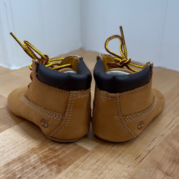 Timberland Infant Crib Leather Booties Size 3 - Picture 5 of 8